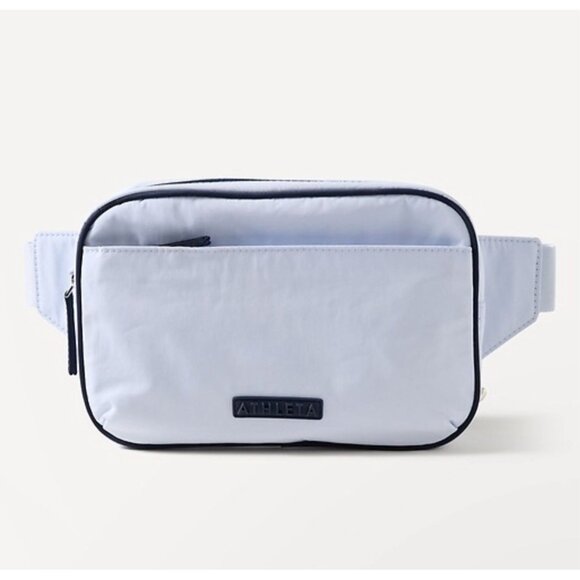 NWT Athleta All About Tipping Large Belt Bag $55 Light Blue Travel Gym Storage - Picture 1 of 7